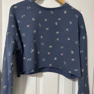 5 for $20🫟🛍️🔵 Floral Blue Cropped Sweatshirt